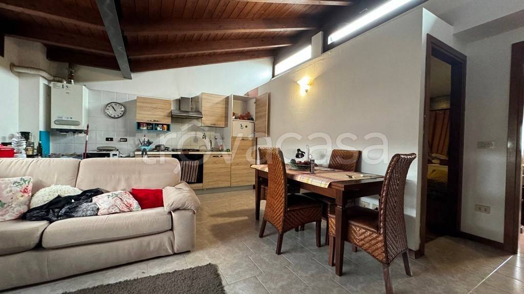 Appartamento in vendita a Collecchio strada Mulattiera, 5