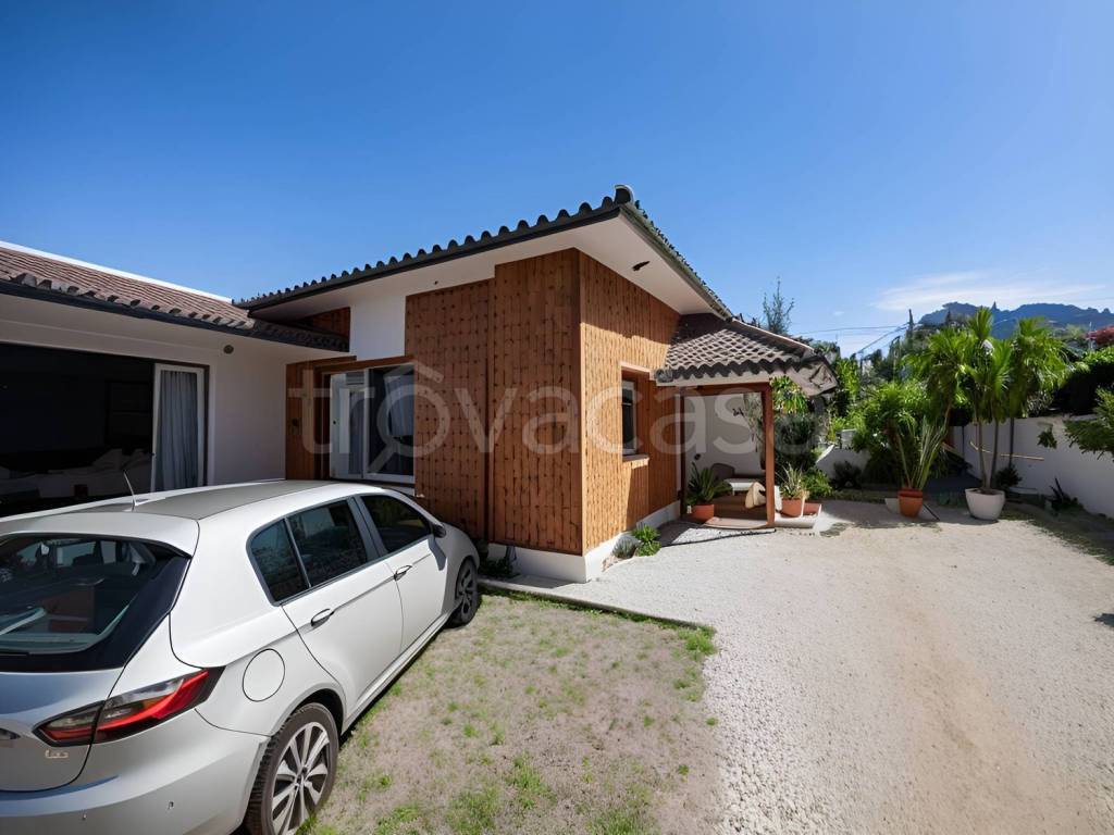 Villa in vendita a Cavaglià via San Giovanni Bosco