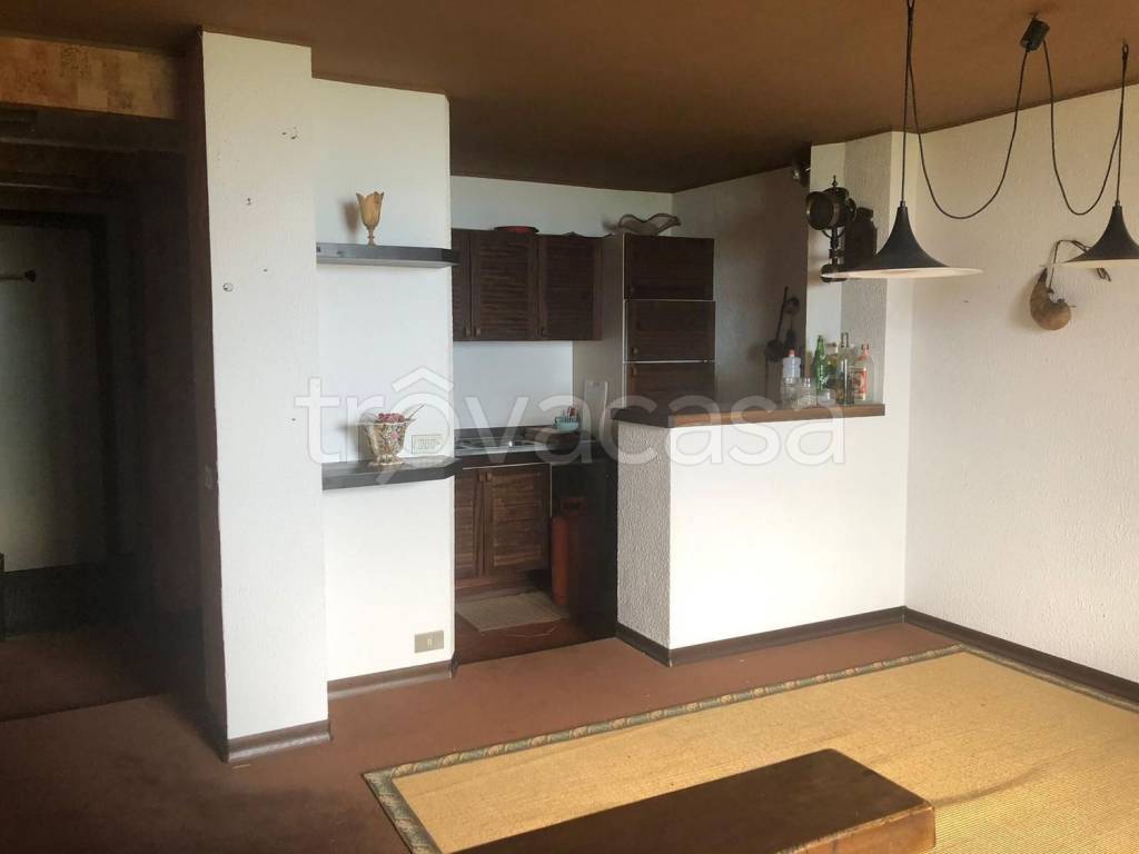 Appartamento in vendita a Challand-Saint-Victor frazione Nabian, 76
