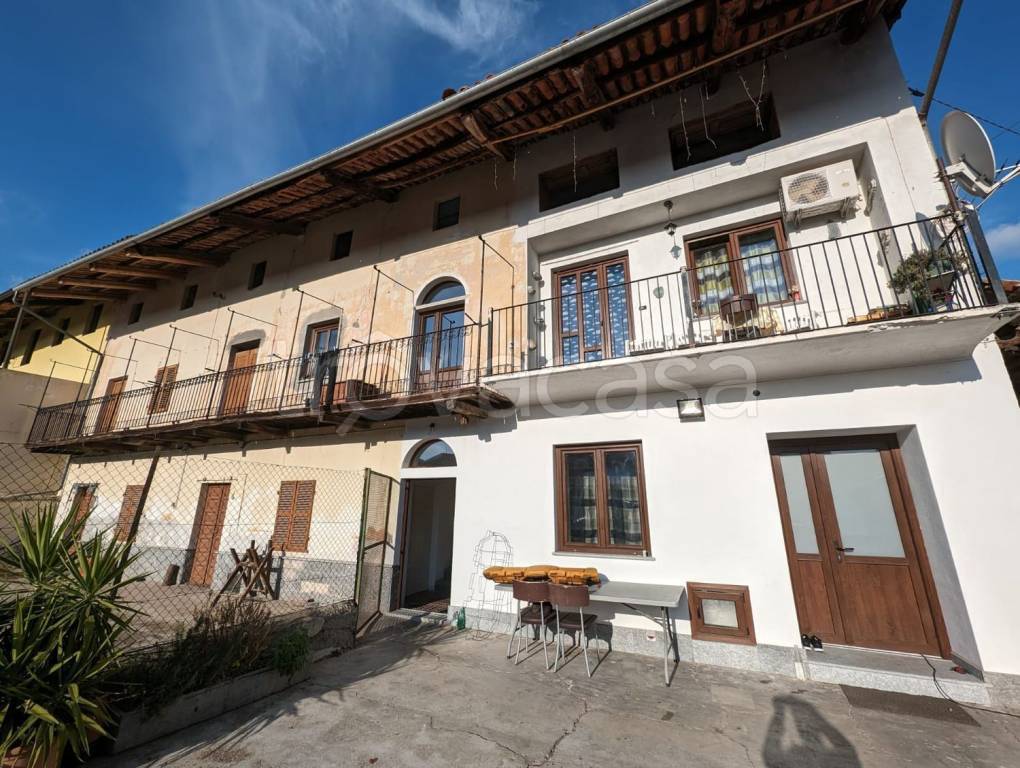 Villa in vendita a Borgo d'Ale via Giuseppe Mazzini, 17