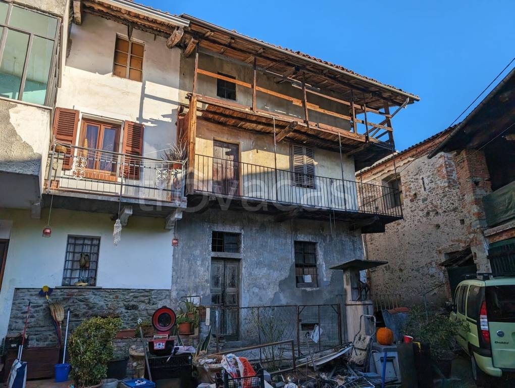 Casa Indipendente in vendita a Viverone via Scuole