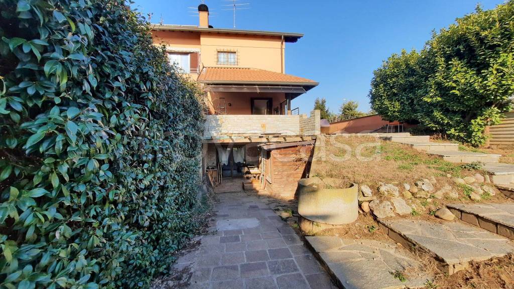 Villa a Schiera in vendita ad Arconate via Campo Croce
