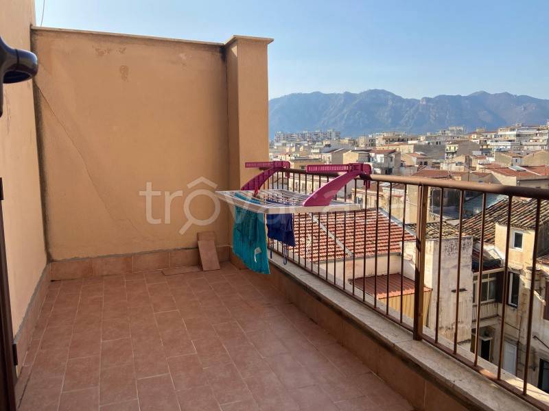 Appartamento in vendita a Palermo via Francesco Paolo Perez