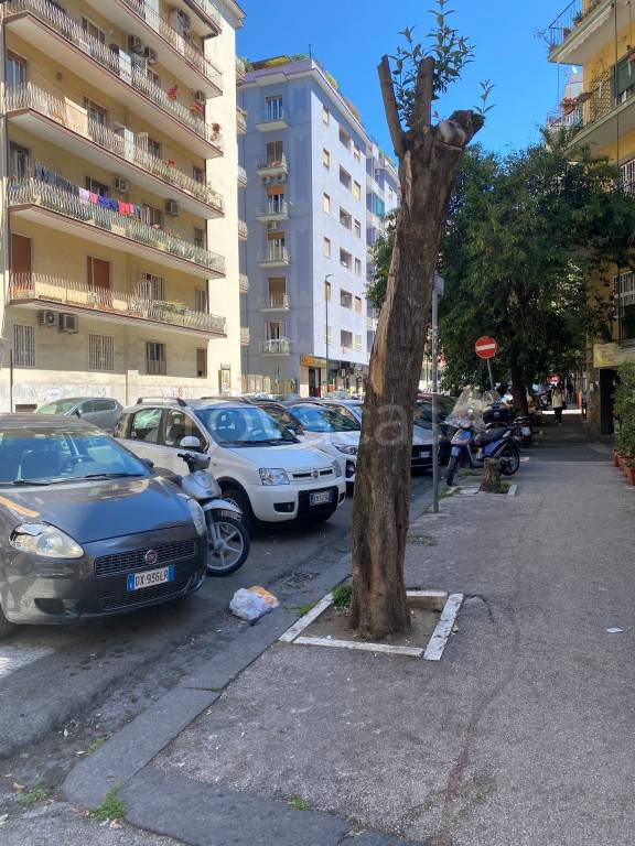 Appartamento in affitto a Napoli via Luigi Caldieri