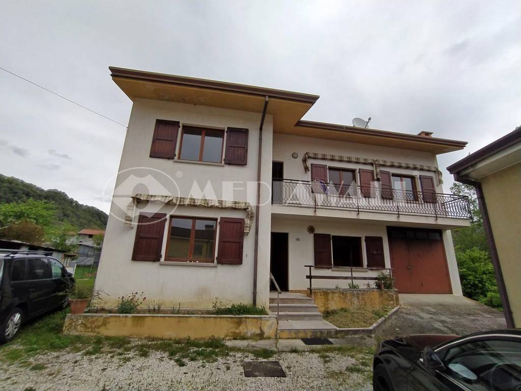 Villa in vendita a Cavasso Nuovo via a. Diaz, 56