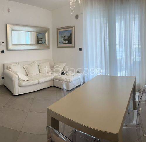 Appartamento in vendita a Pescara via Amerigo Vespucci