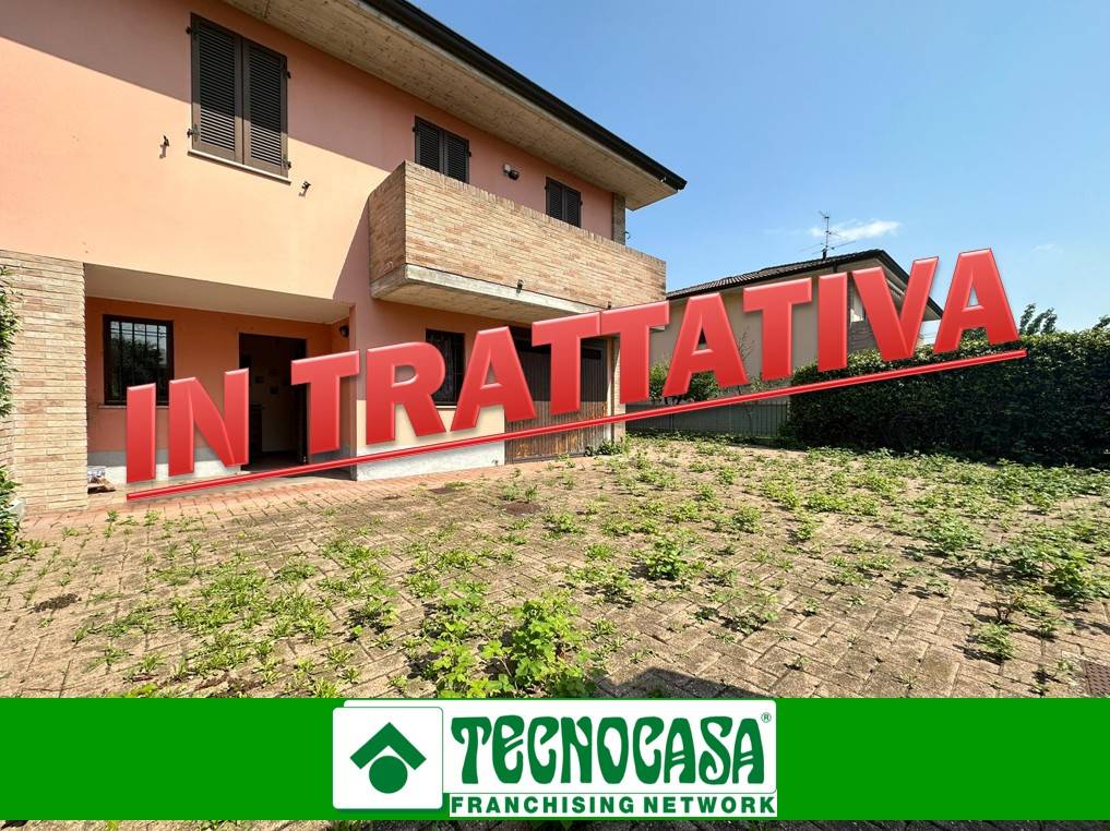 Villa Bifamiliare in vendita a Rivolta d'Adda via Monteverdi, 20