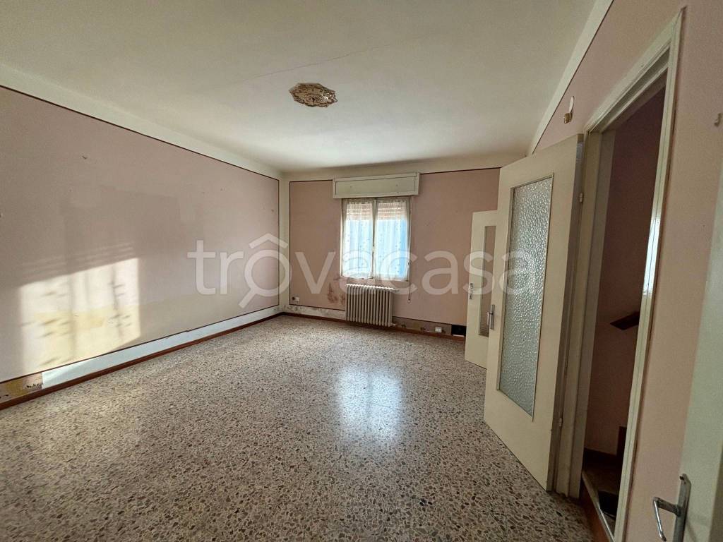 Villa Bifamiliare in vendita a Quinzano d'Oglio via Vincenzo Bertoglio