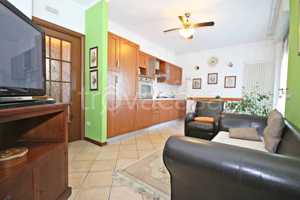 Appartamento in vendita a Potenza Picena via Piana, 35