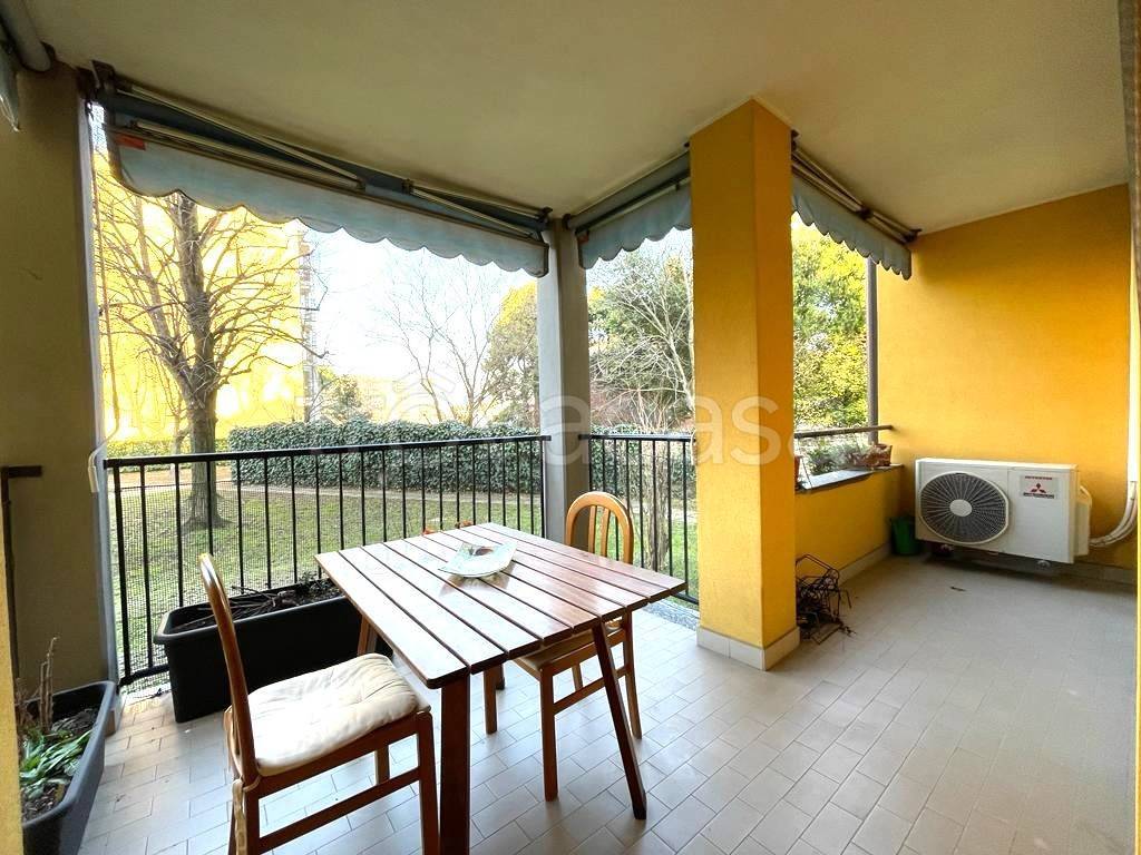 Appartamento in vendita a Brugherio via Pietro Nenni, 18
