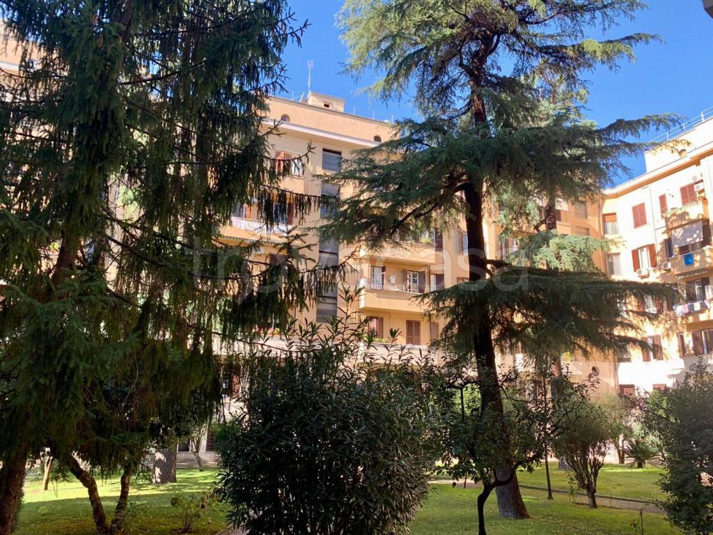 Appartamento in vendita a Roma via Filippo Corridoni