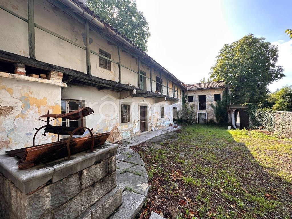 Casale in vendita a Trieste località Rupingrande
