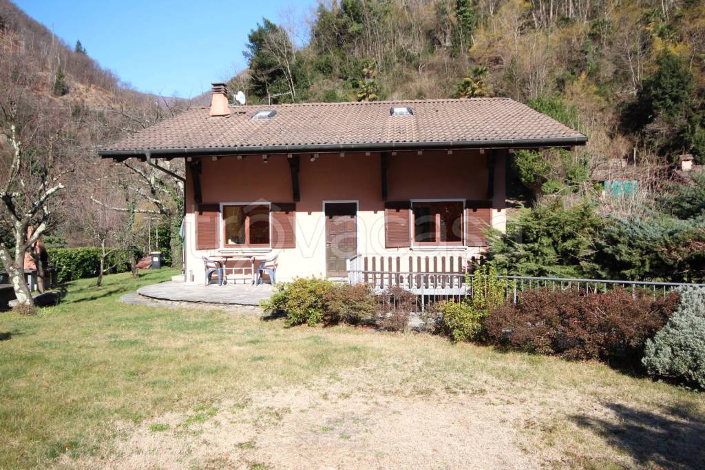 Villa in vendita a Cannobio via Sant'Anna
