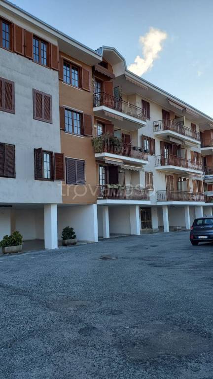 Appartamento in vendita a Borgosesia via Federico Tonetti, 6