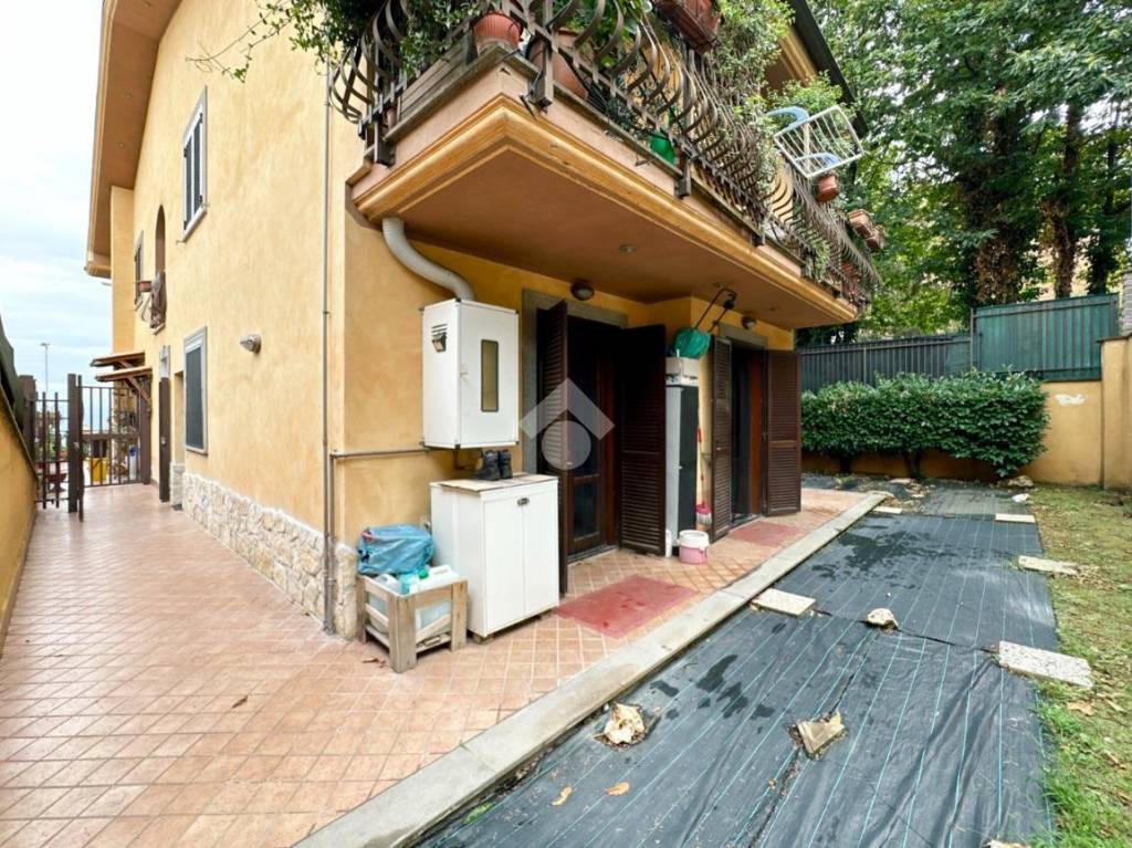 Appartamento in vendita a Monte Compatri via Alfredo Serranti, 46