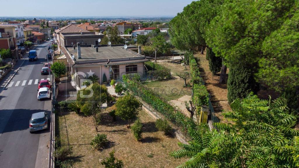 Villa Bifamiliare in vendita a Marino via Daniele Manin, 2