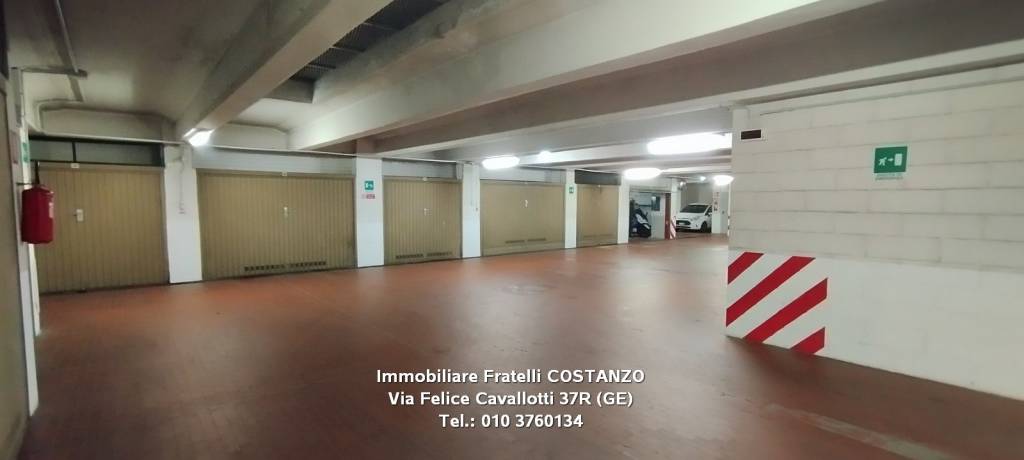 Garage in vendita a Genova via Marsilio da Padova, 2