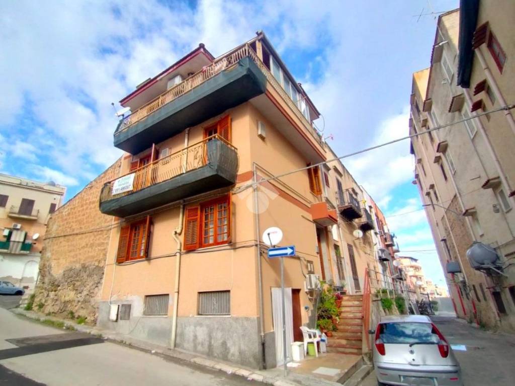 Casa Indipendente in vendita a Santa Flavia via d'Amato, 22