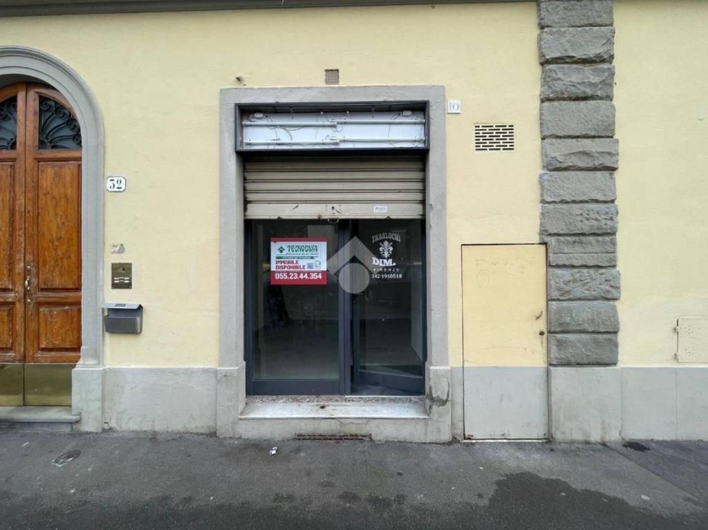 Negozio in affitto a Firenze via Cairoli, 10