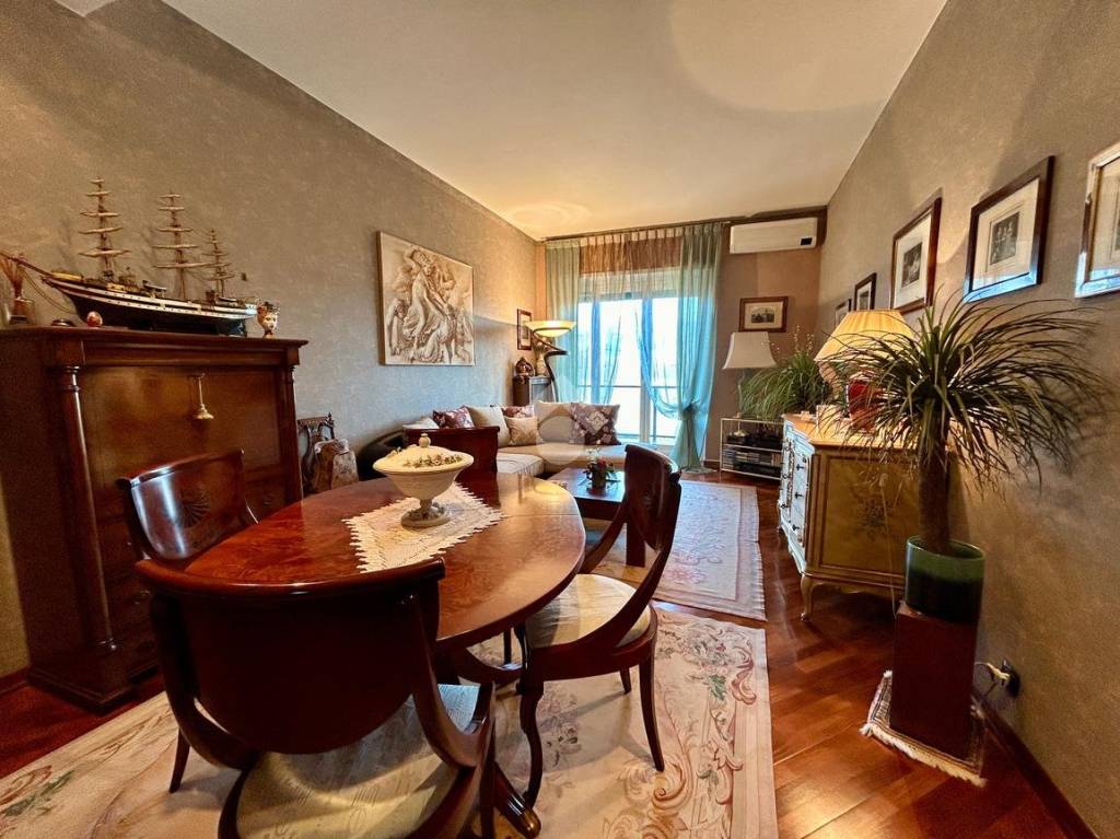 Appartamento in vendita a Moncalieri corso Trieste, 81