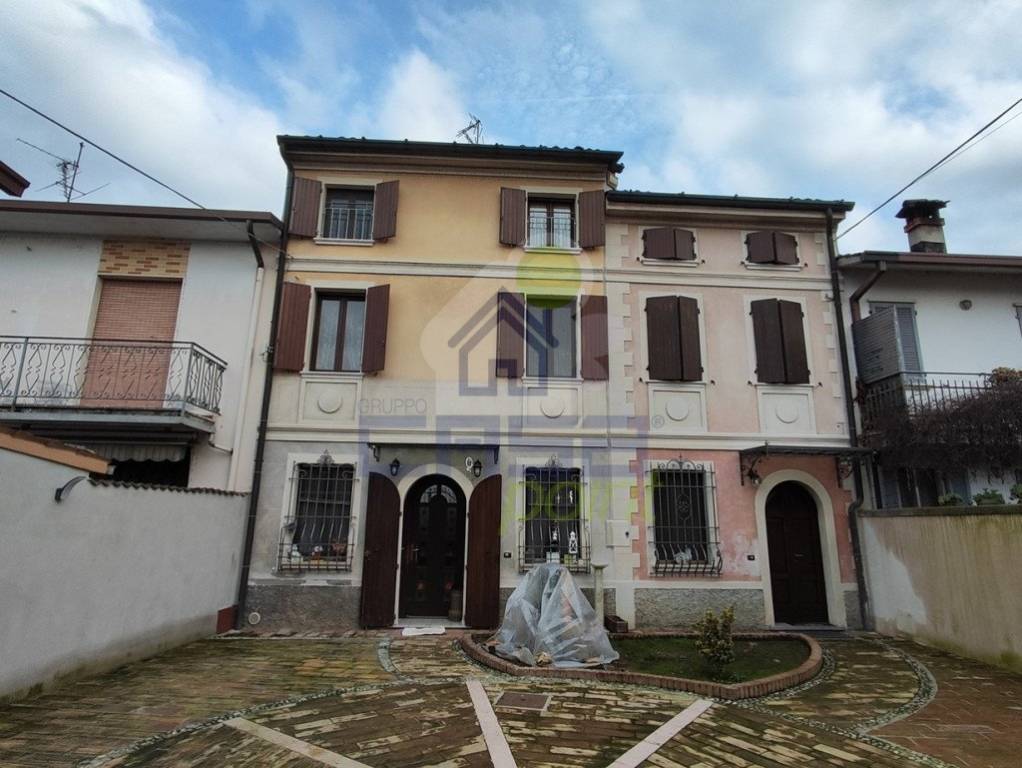 Casa Indipendente in vendita a Gabbioneta-Binanuova via ponchielli 13