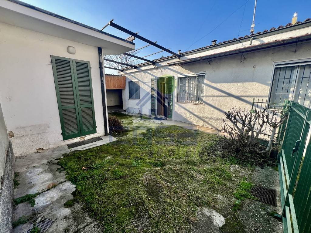 Casa Indipendente in vendita a Sant'Angelo Lodigiano via Statuto 37