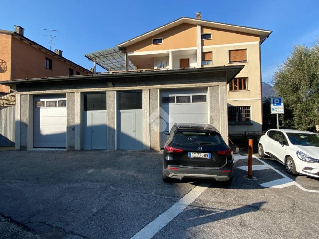 Garage in affitto a Sulzano via tassano, 2