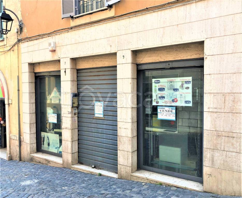Negozio in vendita a Castel Madama via Guglielmo Marconi