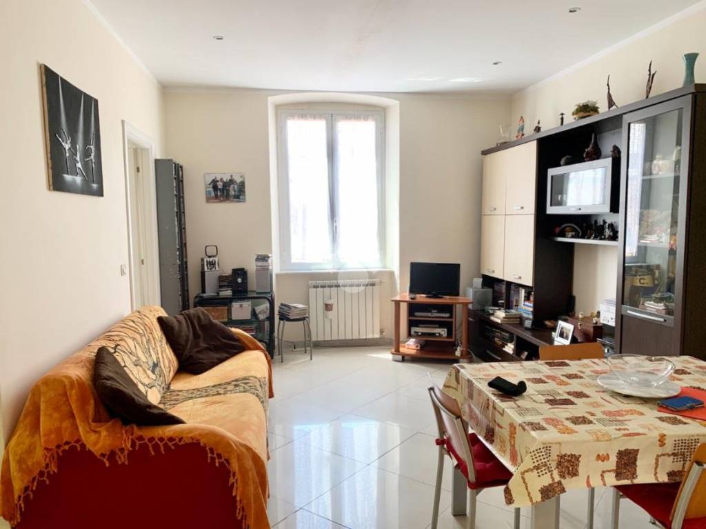 Appartamento in vendita a Genova via Umberto Bertolotti, 27