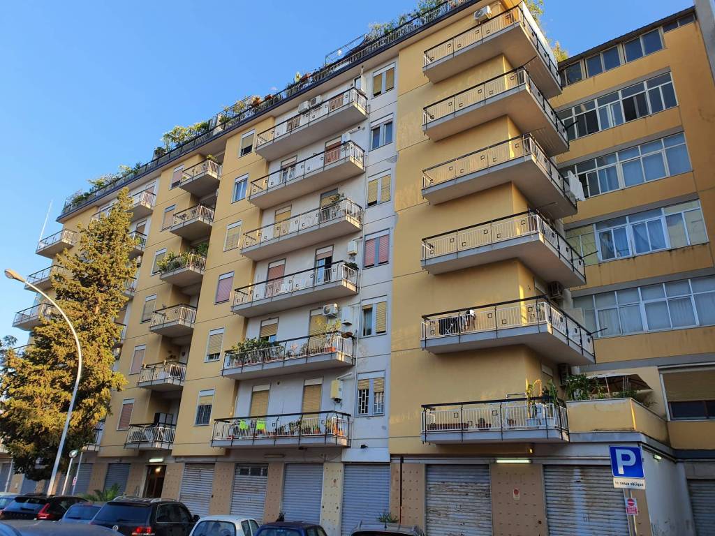 Appartamento in vendita a Palermo via Alessandro Telesino
