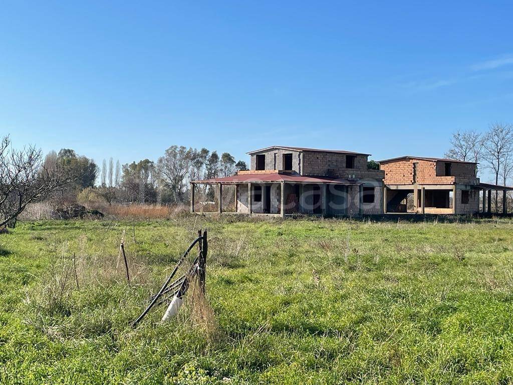 Villa in vendita a Pomezia via Campo Verde