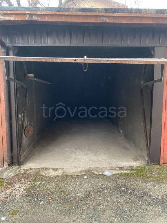 Garage in vendita a Orbassano via Molini, 43