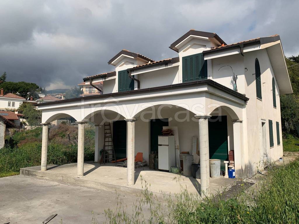 Villa in vendita a Sanremo strada San Bartolomeo, 49