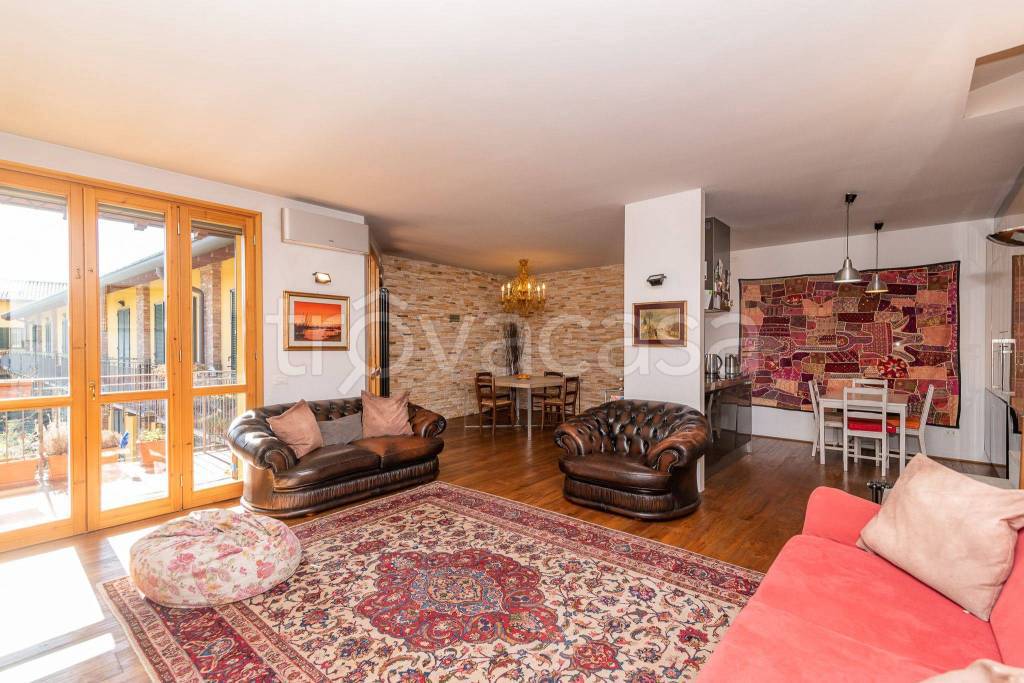 Appartamento in in vendita da privato a Rodano via Giuseppe Garibaldi, 1