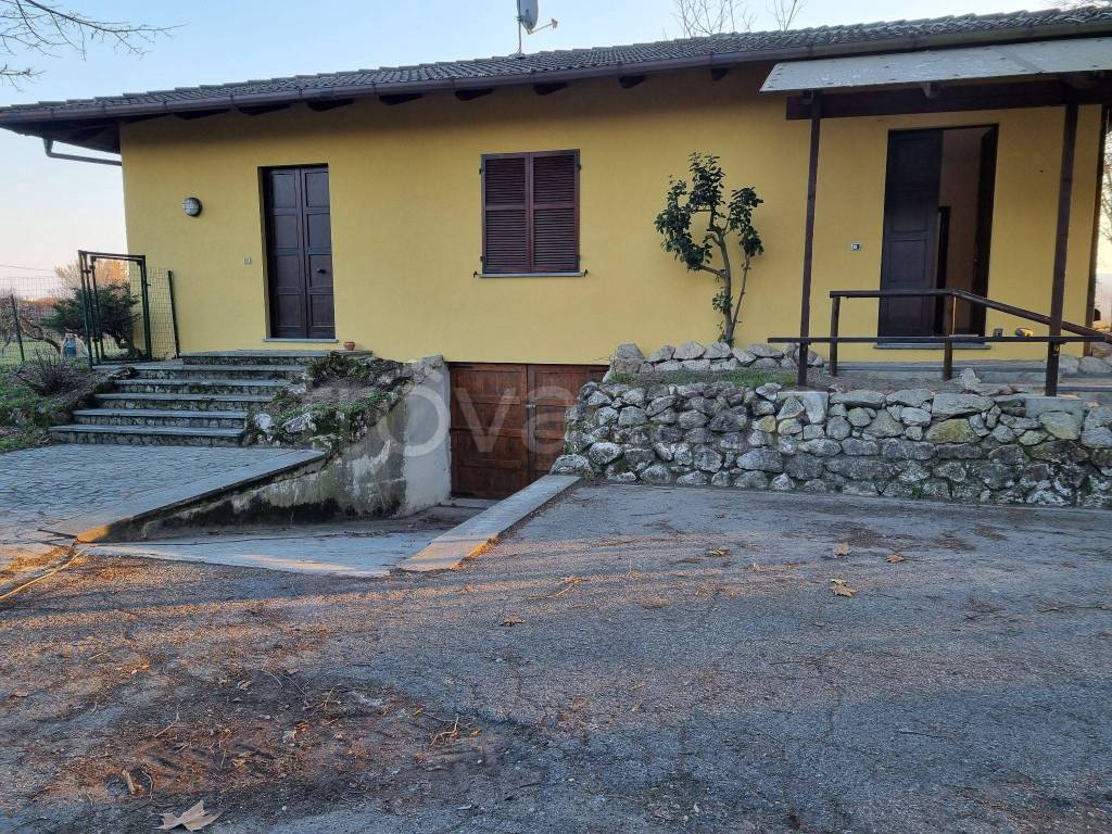 Villa in in vendita da privato a Casale Monferrato strada Morano, 2f