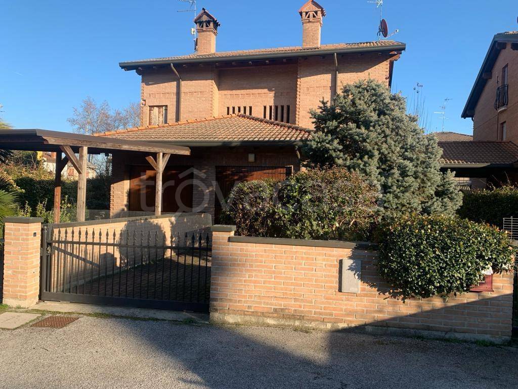 Villa a Schiera in vendita a Ferrara via Dei Calzolai, 525-0