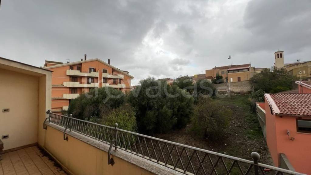 Appartamento in vendita a Olmedo via Roma, 11