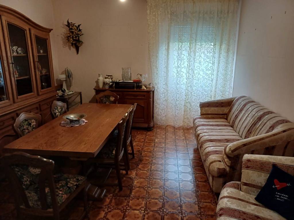 Appartamento in vendita a Guidonia Montecelio via Clemente Maggiora