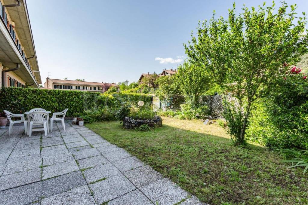 Villa a Schiera in vendita a Varese