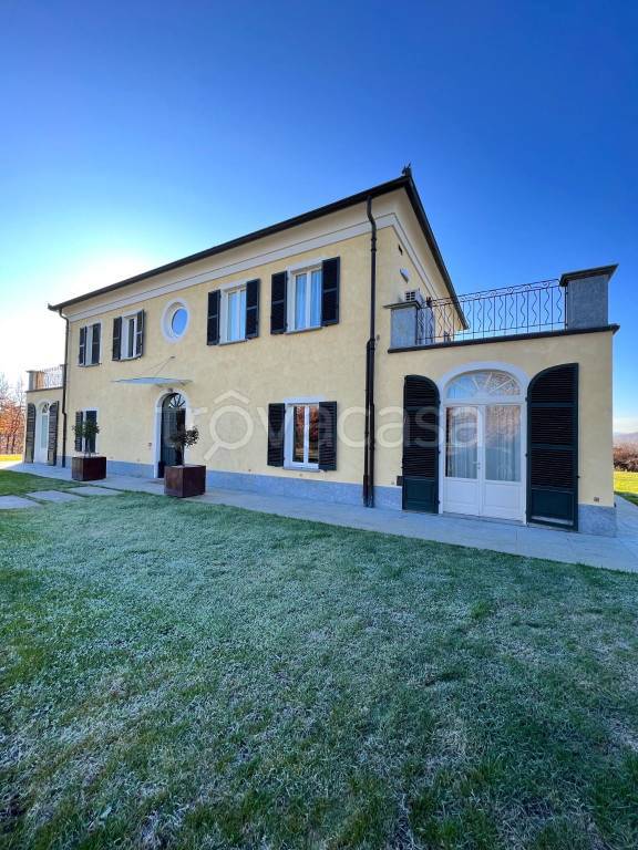 Villa Bifamiliare in vendita a Castelnuovo Belbo via San Colombano, 5