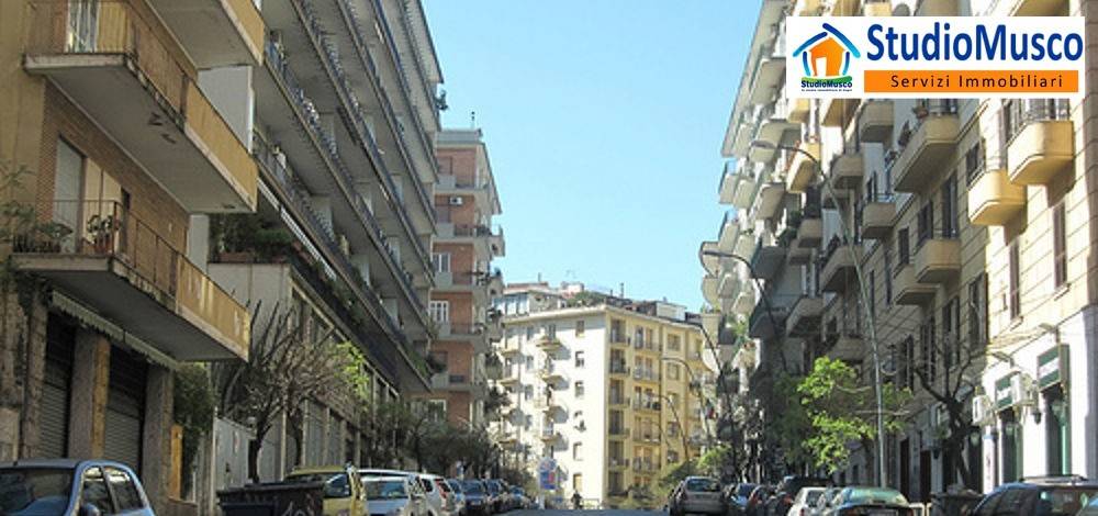 Appartamento in vendita a Napoli viale michelangelo
