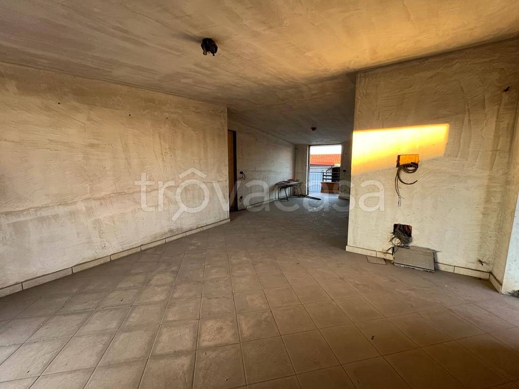 Appartamento in vendita a Orta di Atella via Giuseppe Verdi