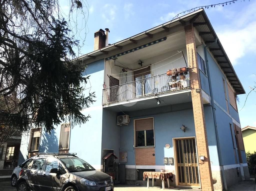Villa Bifamiliare in vendita a Terni strada vallecaprina