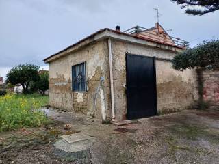 Magazzino in affitto ad acerra via muro di piombo