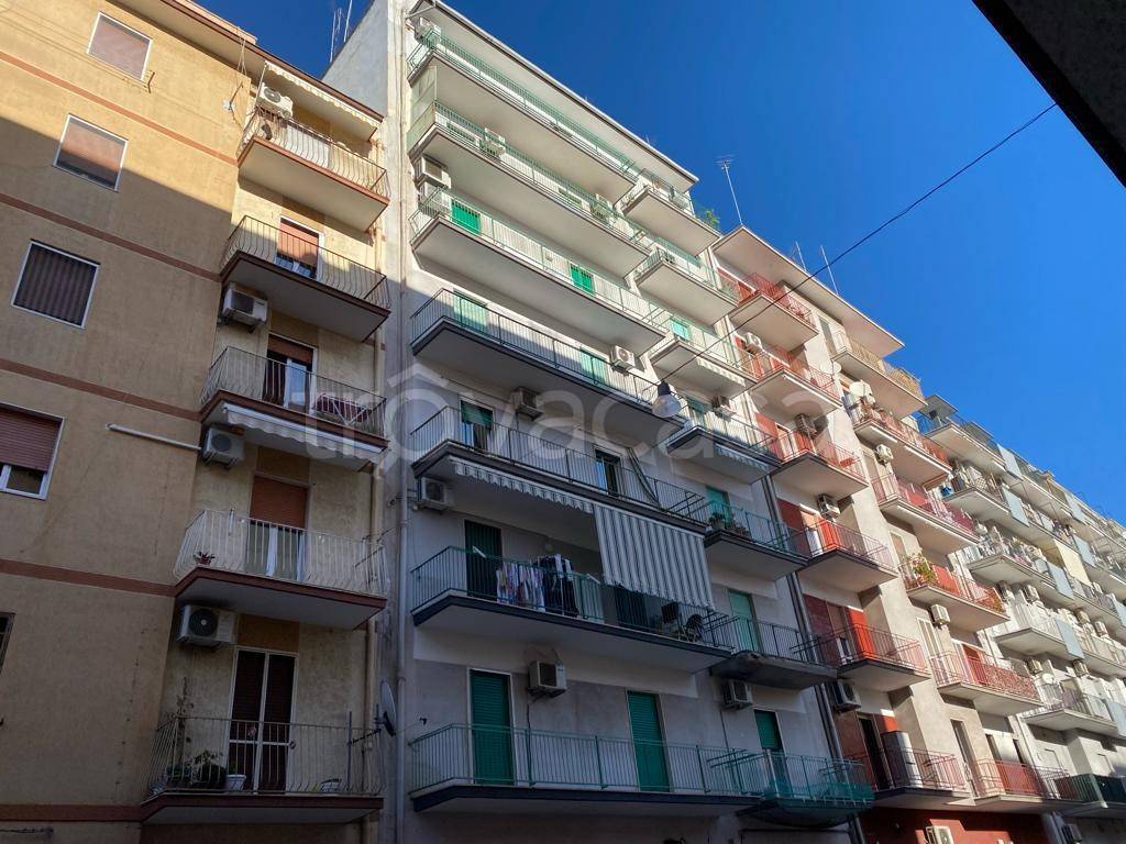 Appartamento in vendita a Taranto via Corsica, 16