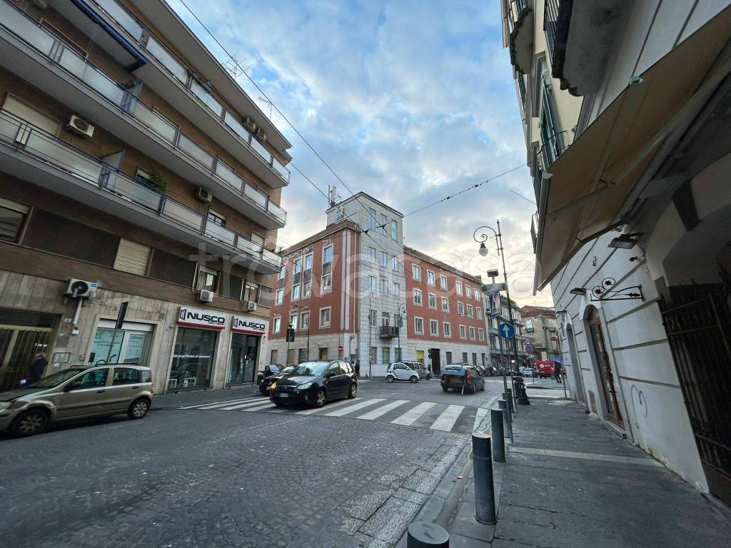 Appartamento in affitto a Portici corso Giuseppe Garibaldi, 40