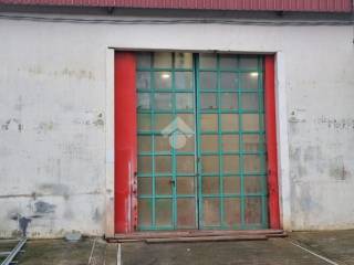 Garage in affitto a catanzaro viale crotone, 210