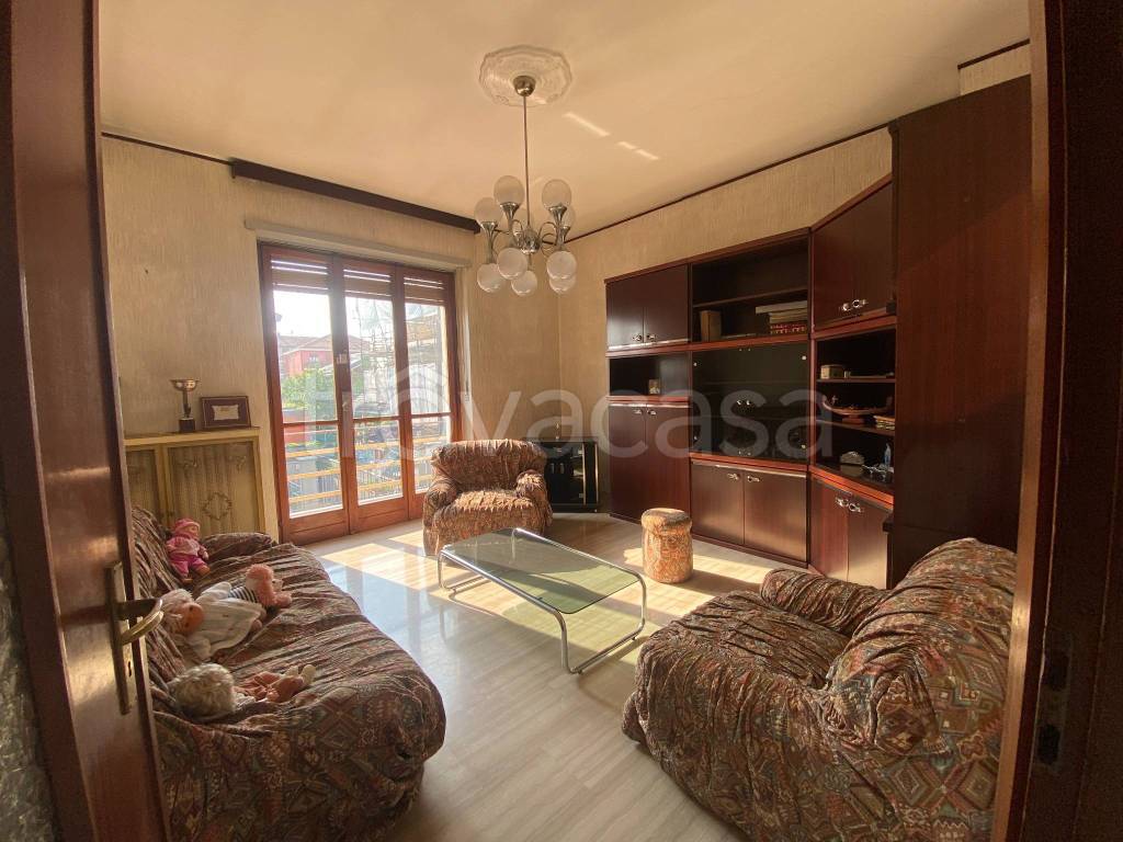 Villa in vendita a Beinasco via Don Paolo Bertolino, 38