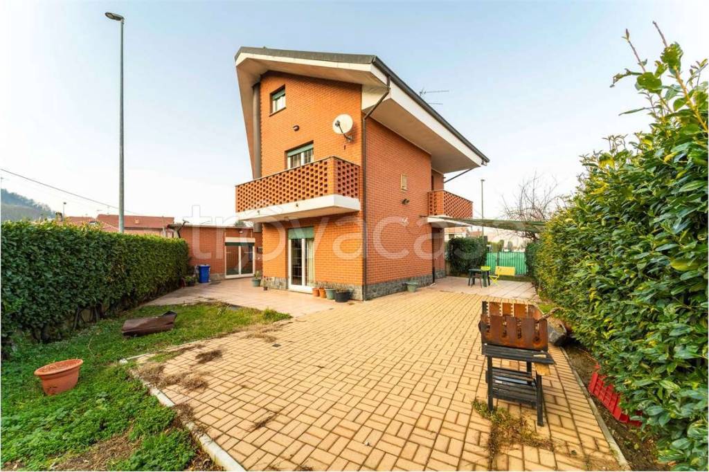 Villa in vendita a Sangano via serena