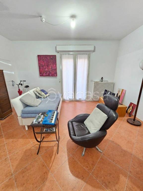 Appartamento in vendita a Rimini via Marecchiese, 140
